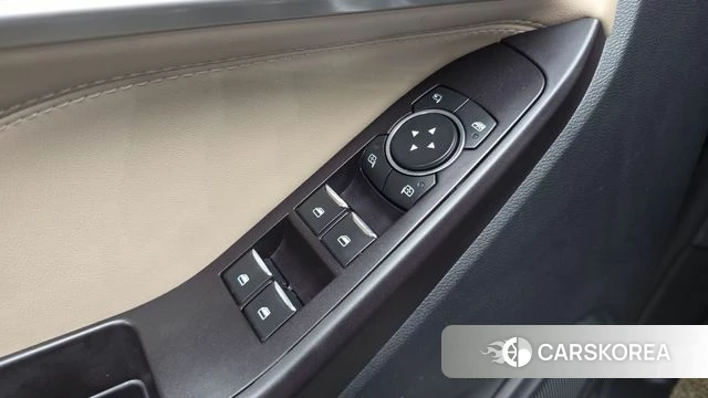 Ford Explorer 6th Generation id 4918373 из Кореи 21