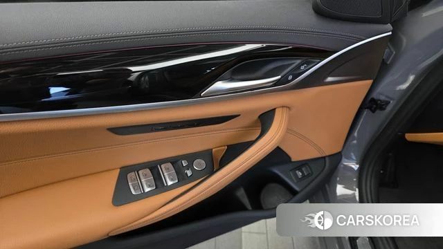 BMW 5 Series (G30) id 5034207 из Кореи 21