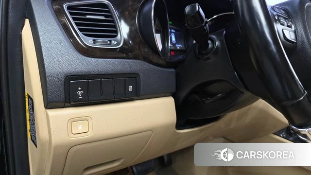 Kia The New Carnival id 4993116 из Кореи 21