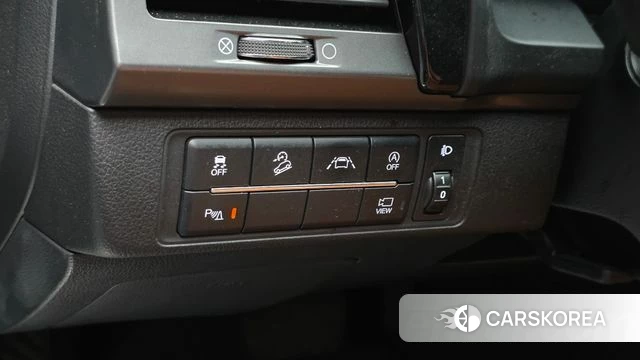 Ssangyong The New Rexton Sports Cannes id 4981293 из Кореи 21