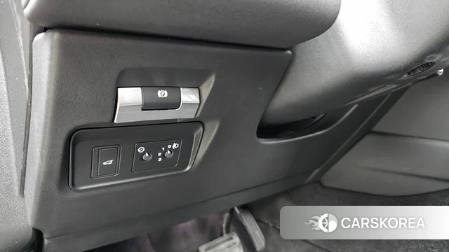 Land Rover Discovery Sports 2nd Generation id 4942966 из Кореи 21