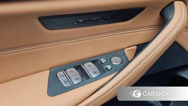 BMW 5 Series (G30) id 5039705 из Кореи 21