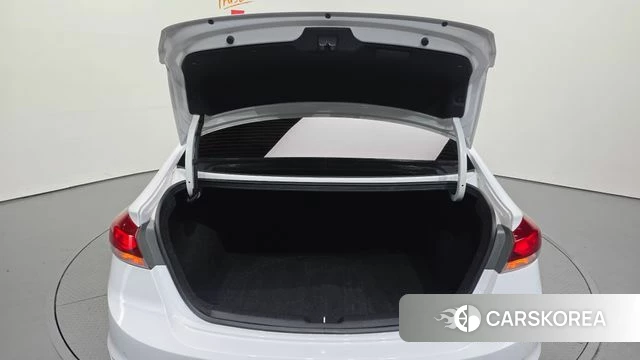 Hyundai Avante AD id 4713268 из Кореи 21