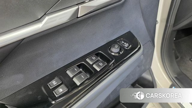 Ssangyong The New Torres id 4916393 из Кореи 21