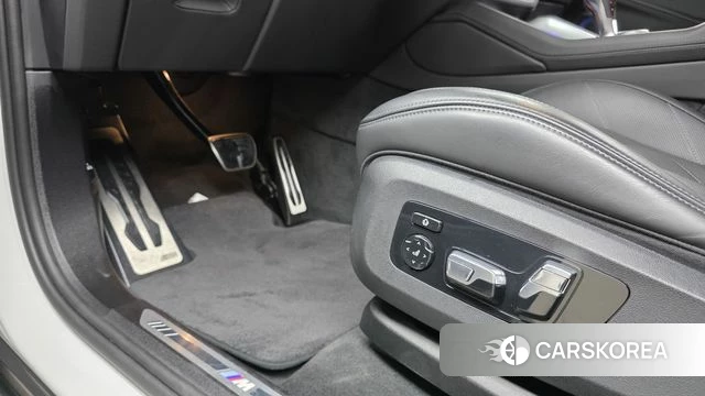 BMW XM (G09) id 4957855 из Кореи 21