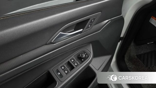 Volkswagen Golf 8th Generation id 4607820 из Кореи 21