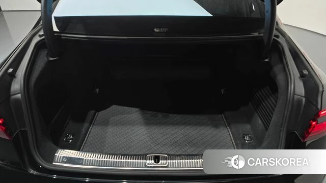 Audi A8 (D5) id 4935143 из Кореи 21