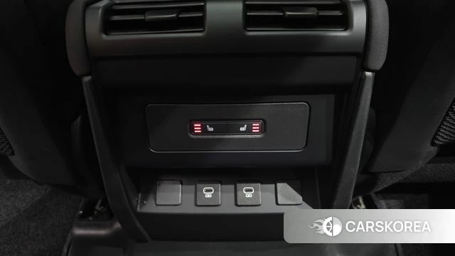 Land Rover Defender (L663) id 5033976 из Кореи 21