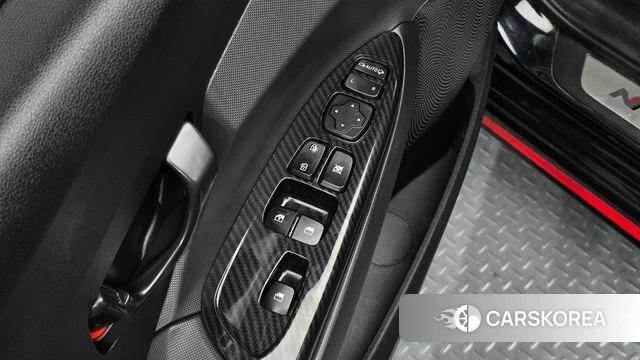 Hyundai Veloster (JS) id 4780411 из Кореи 21