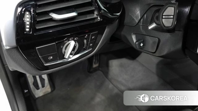 BMW 5 Series (G30) id 5016652 из Кореи 21