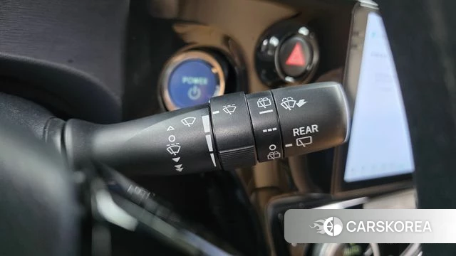 Toyota Prius C id 4993509 из Кореи 21