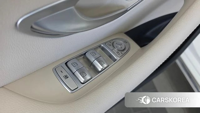 Mercedes-Benz E-Class W213 id 4957839 из Кореи 21