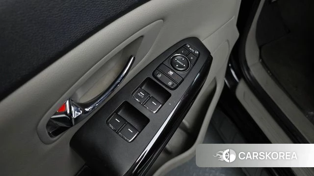 Kia The New Carnival id 5035759 из Кореи 21
