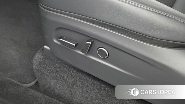 Tesla Model Y id 4897622 из Кореи 21