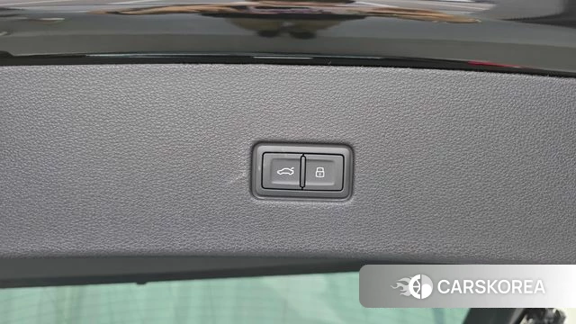 Audi Q8 (4M) id 4975358 из Кореи 21