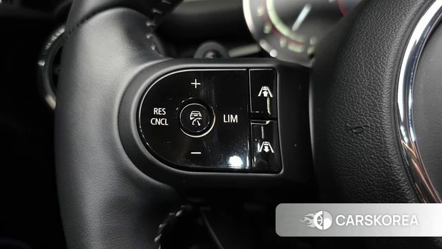 Mini Cooper S Convertible id 5021347 из Кореи 21