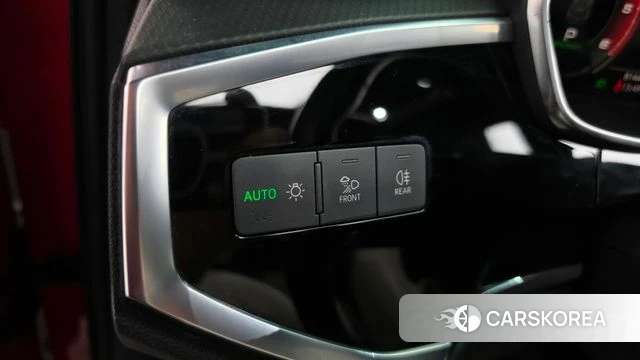 Audi Q3 (F3) id 5046950 из Кореи 21