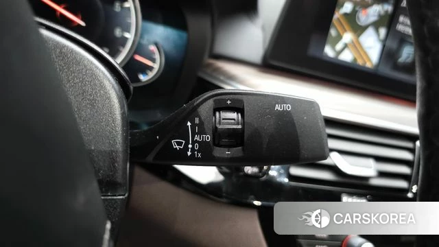 BMW 5 Series (G30) id 4960486 из Кореи 21