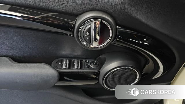 Mini Cooper id 4943719 из Кореи 21