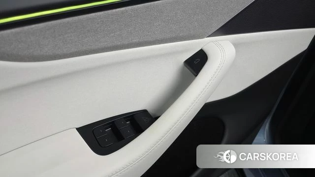 Tesla Model Y id 4847164 из Кореи 21
