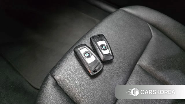 BMW 3 Series (F30) id 4924170 из Кореи 21