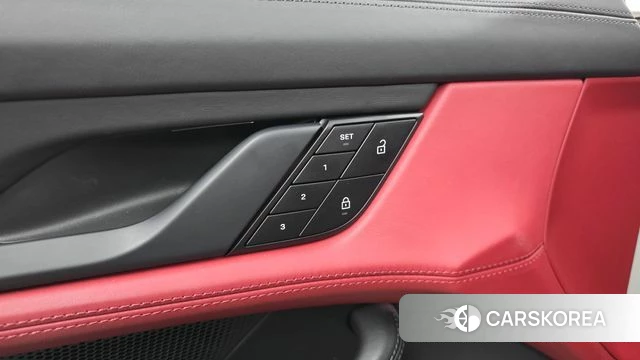 Porsche Taycan id 4965570 из Кореи 21