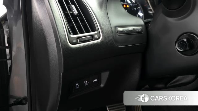 Infiniti Q50 id 4967849 из Кореи 21