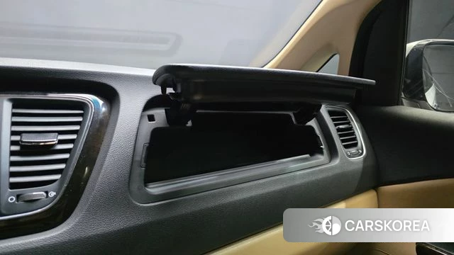 Kia The New Carnival id 5004501 из Кореи 21