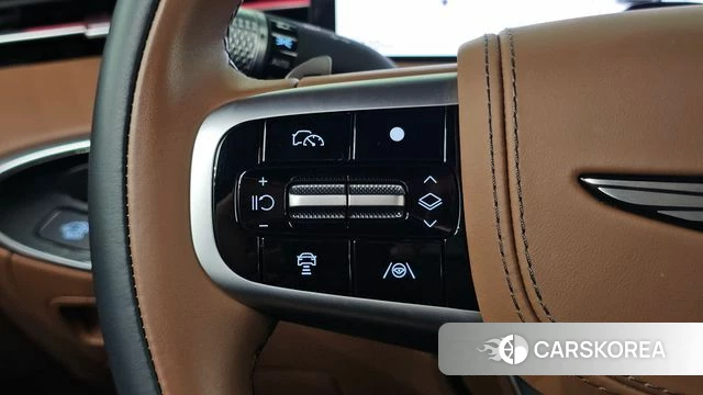 Genesis GV70 id 5001758 из Кореи 21