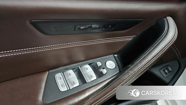 BMW 5 Series (G30) id 5048245 из Кореи 21