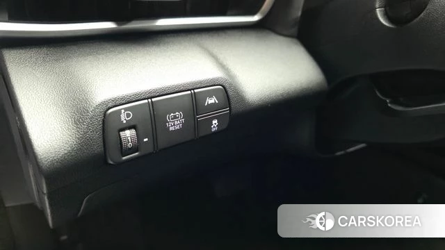 Hyundai Avante Hybrid (CN7) id 4936574 из Кореи 21