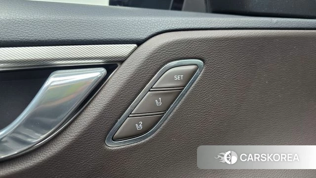 Hyundai The New Grandeur IG id 5023426 из Кореи 21
