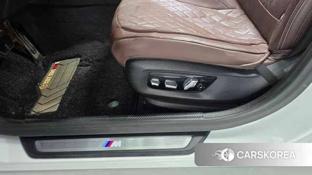 BMW 5 Series (G30) id 4966935 из Кореи 21