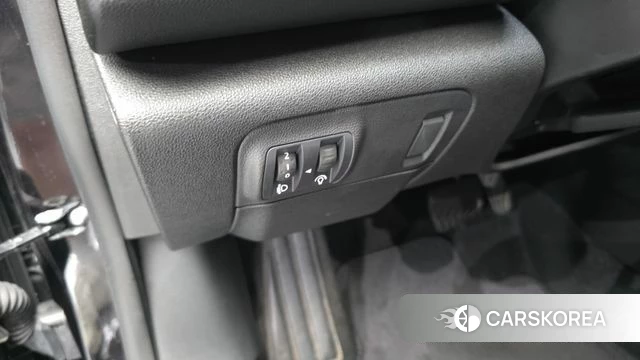 Renault Korea (Samsung) The New SM6 id 4650742 из Кореи 21