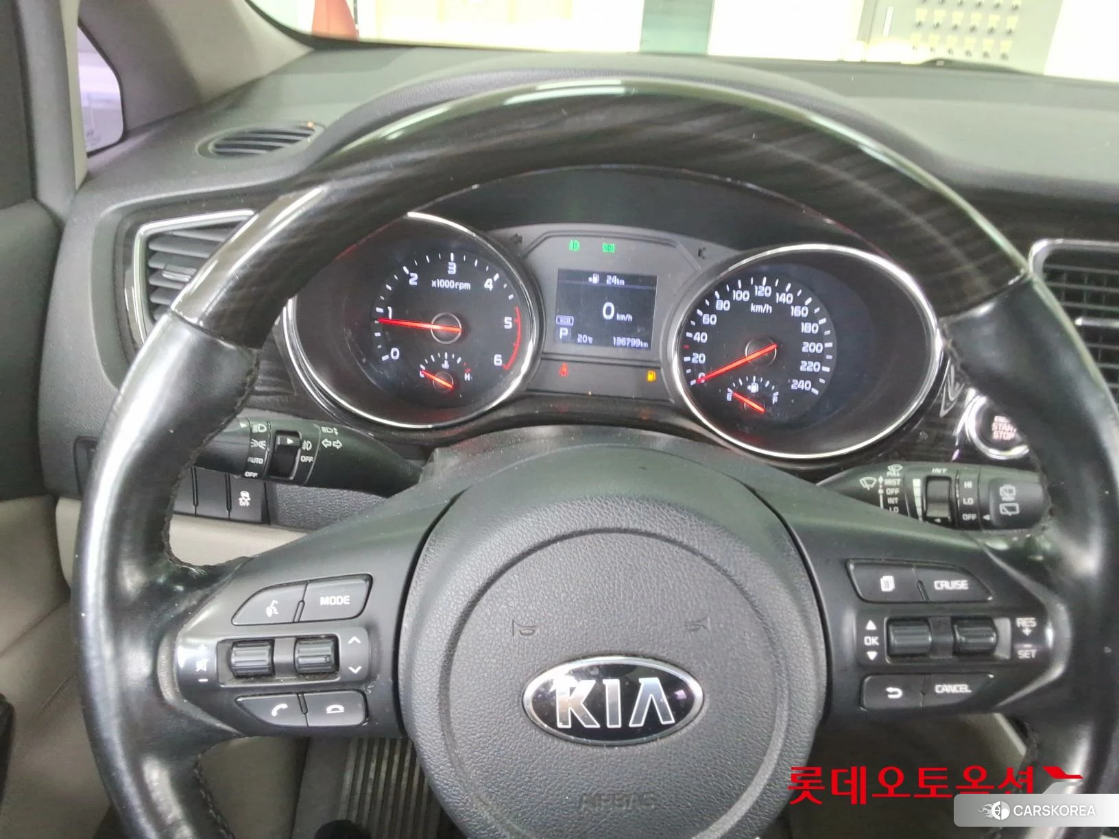 Kia Carnival Limousine id 4984685 из Кореи 21