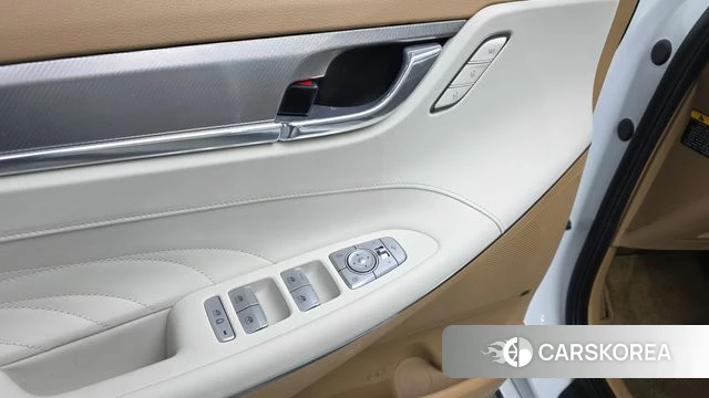 Hyundai The New Grandeur IG Hybrid id 5041570 из Кореи 21