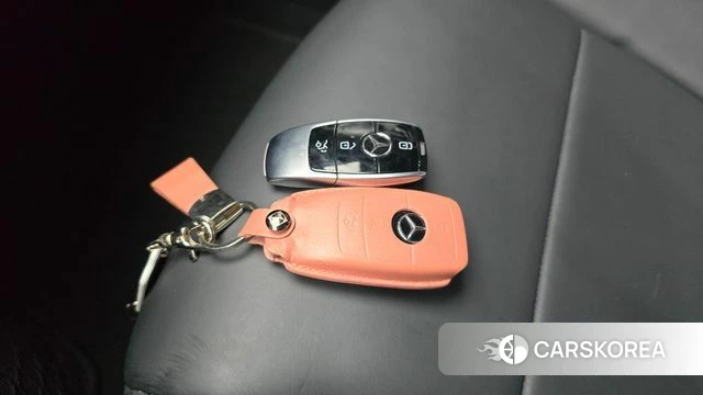 Mercedes-Benz E-Class W213 id 4952323 из Кореи 21