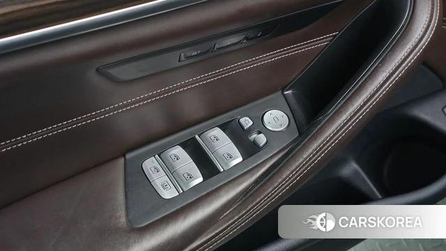 BMW 5 Series (G30) id 4992927 из Кореи 21