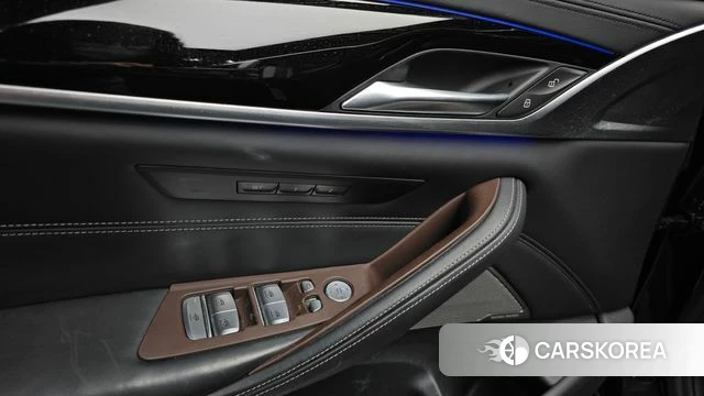 BMW 5 Series (G30) id 4992795 из Кореи 21