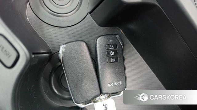 Kia Di Ol Nu Niro id 5047168 из Кореи 21
