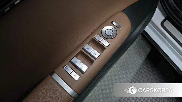 Hyundai Grandeur Hybrid (GN7) id 4990930 из Кореи 22