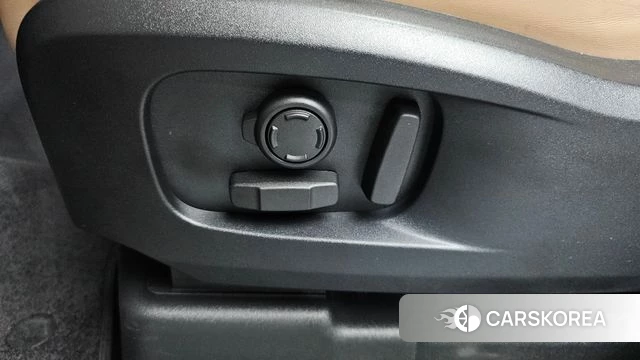 Land Rover Defender (L663) id 4916261 из Кореи 22