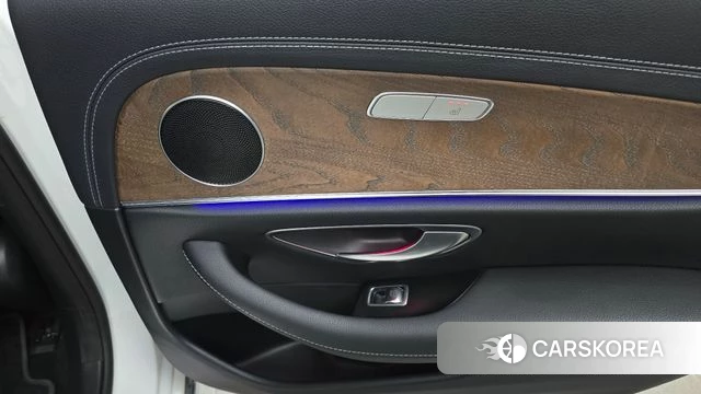 Mercedes-Benz E-Class W213 id 4997528 из Кореи 22