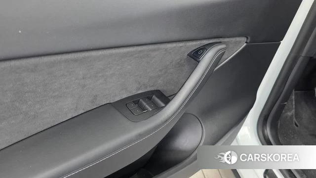 Tesla Model Y id 4721364 из Кореи 22