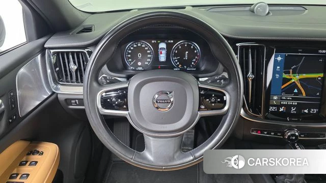 Volvo V60 Cross-Country 2nd Generation id 4952617 из Кореи 22