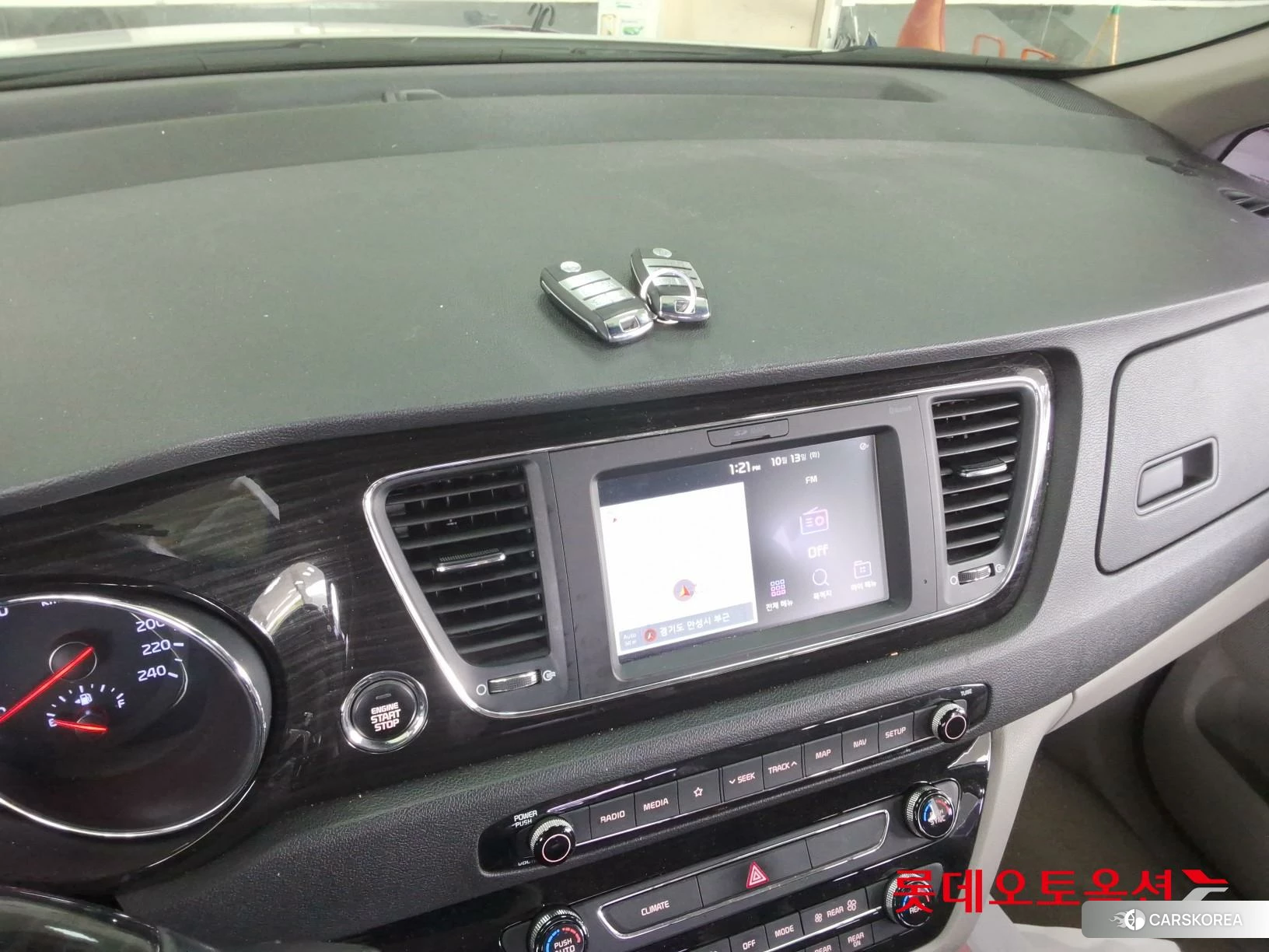 Kia Carnival Limousine id 4984685 из Кореи 22