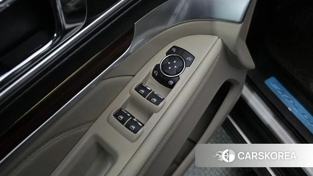 Ford Explorer id 4993240 из Кореи 22