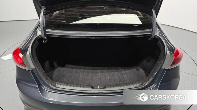 Hyundai Avante AD id 5024030 из Кореи 22