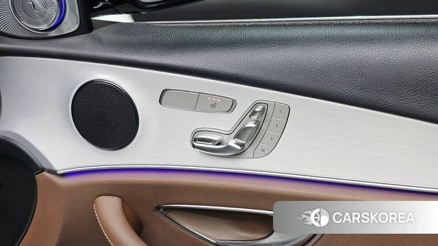 Mercedes-Benz E-Class W213 id 5017732 из Кореи 22