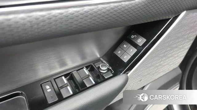 Land Rover Range Rover Velar id 4937414 из Кореи 22